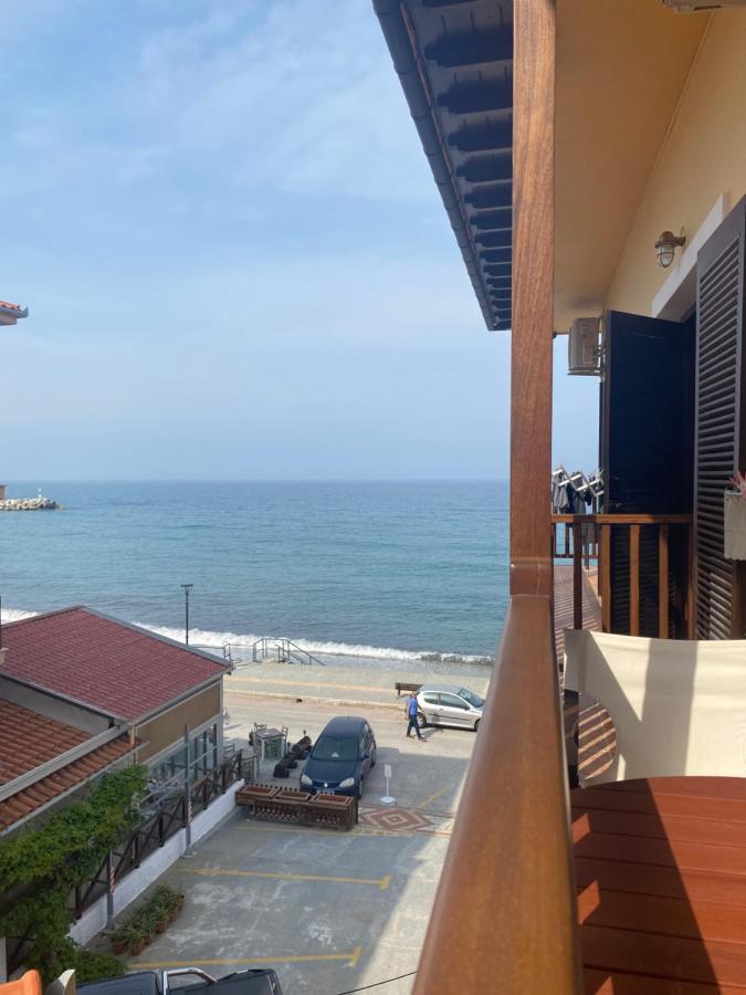 Amelia Beach Apartments Agios Ioannis  Extérieur photo